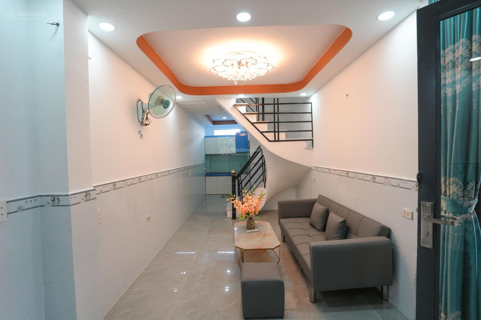 Nhà mới 1 lầu 2PN ngay TL19 gần chợ Cầu Đồng xem nhà 24/7 tặng sofa