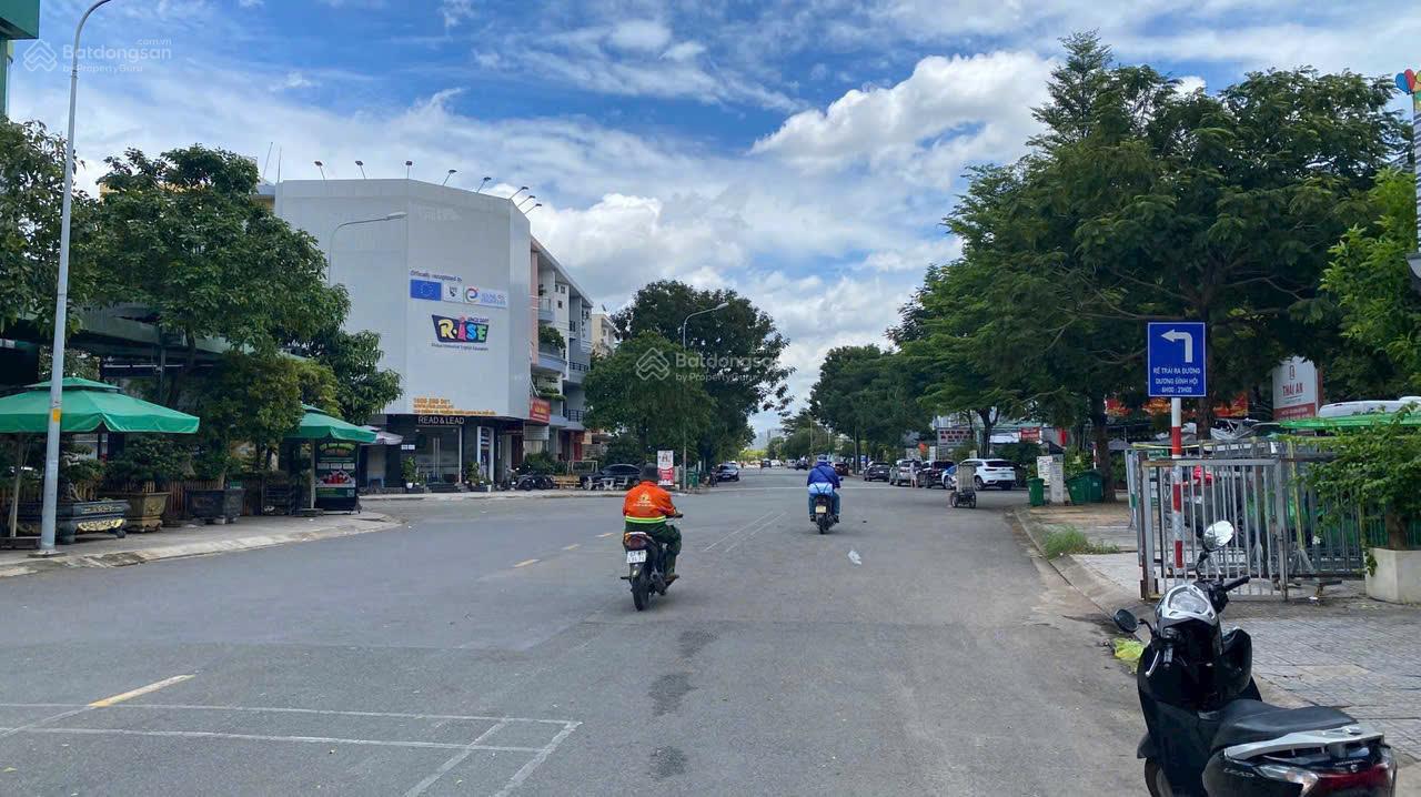 Cần bán nhà đường số 3 (Huy Cận nối dài), khu Gia Hoà, DT 6x26m, trệt + 3 tầng, sổ hồng, giá 22 tỷ Cần bán nhà đường số 3 (Huy Cận nối dài), khu Gia Hoà, DT 6x26m, trệt + 3 tầng, sổ hồng, giá 22 tỷ