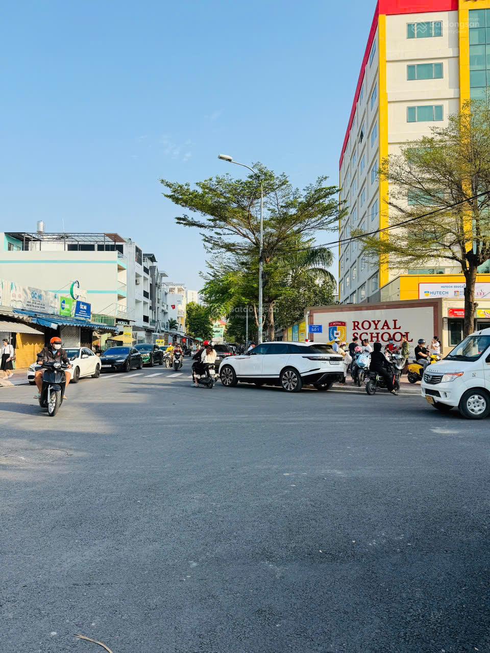 Cần bán nhà MTKD đối diện trường học Lê Tấn Bê, đường 2D - KDC Nam Hùng Vương, An lạc, Bình Tân