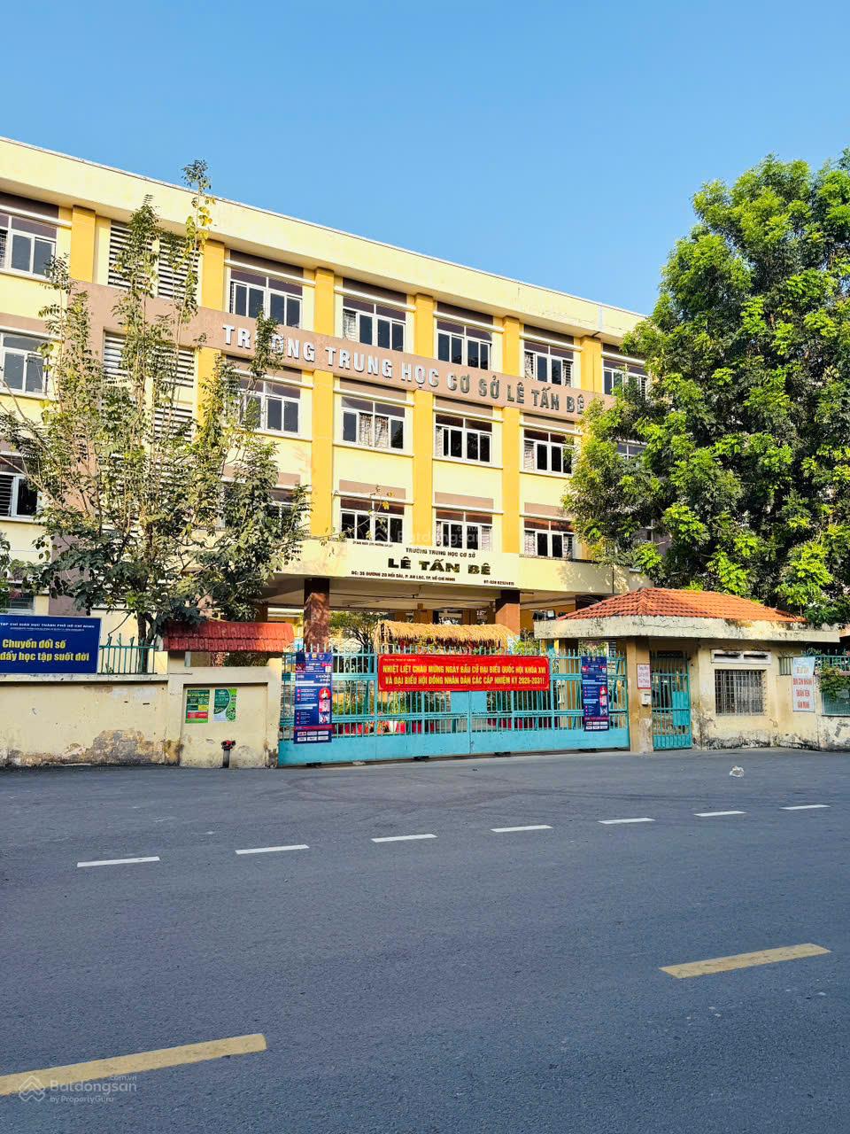 Cần bán nhà MTKD đối diện trường học Lê Tấn Bê, đường 2D - KDC Nam Hùng Vương, An lạc, Bình Tân