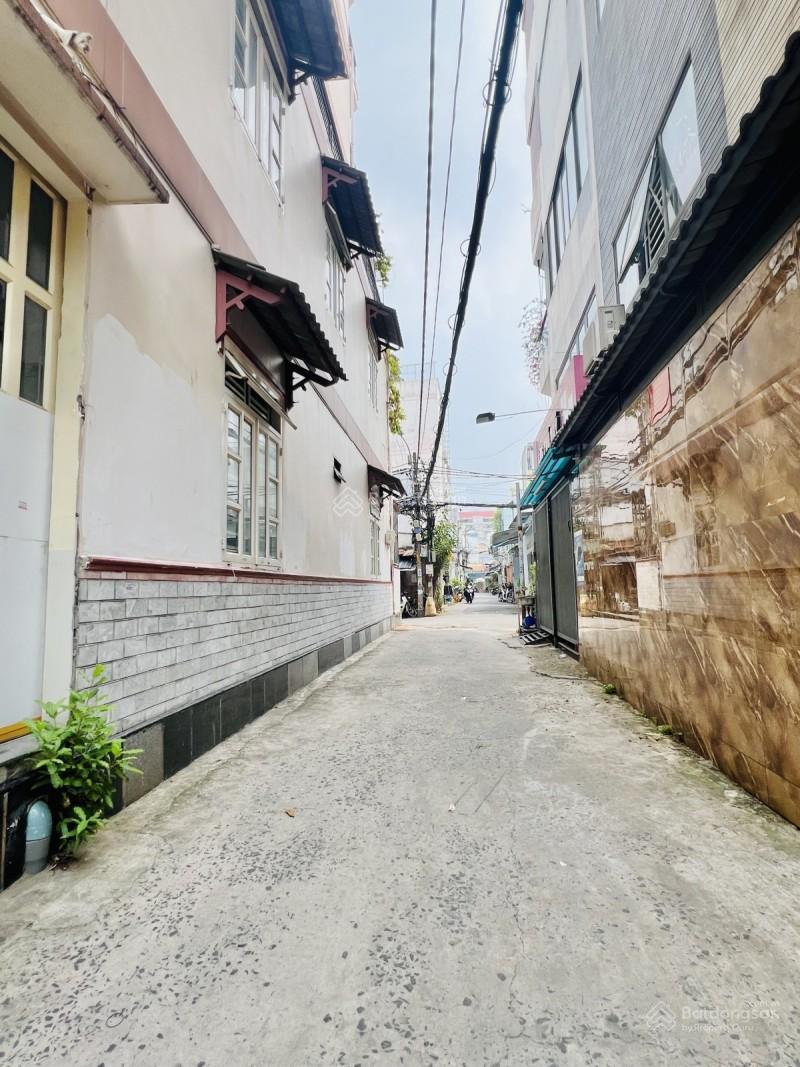 Nhiệt bán Tân Phú 106m2 chỉ 6tỷ 868 nhà 3tầng BTCT dòng tiền tốt không LG & QH sổ chuẩn A4