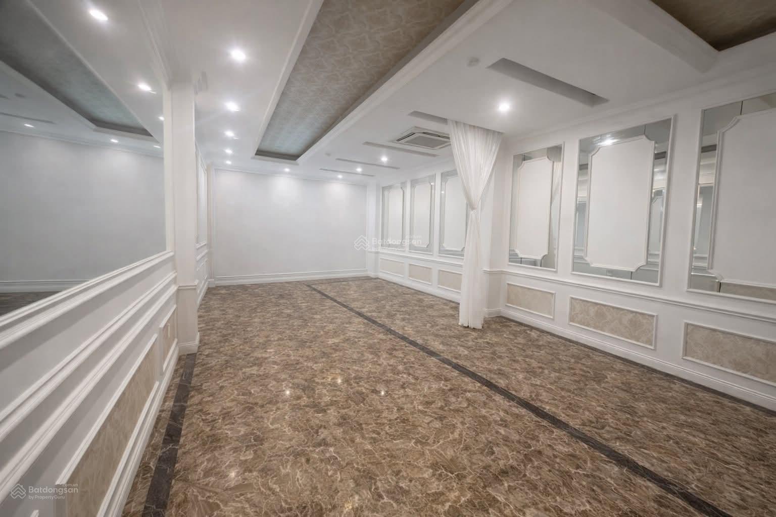 Cho thuê nhà 5 tầng có thang máy, phòng cháy đường Hàm Nghi, đầy đủ điều hòa, 10 phòng Cho thuê nhà 5 tầng có thang máy, phòng cháy đường Hàm Nghi, đầy đủ điều hòa, 10 phòng