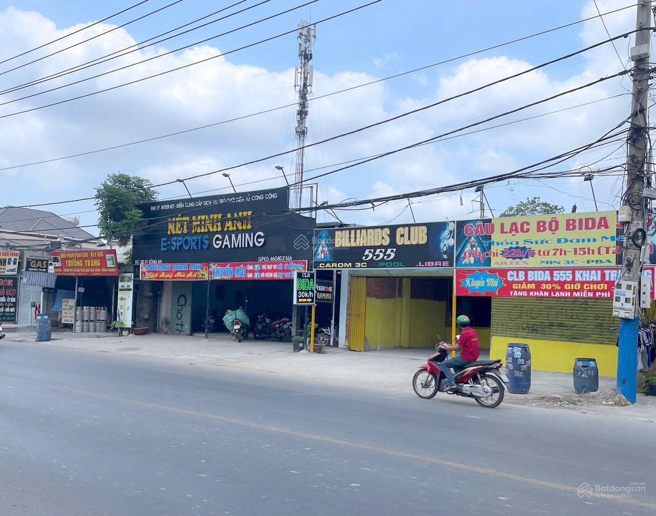 Chính chủ cần bán kho ở KDC Đông An, Tân Đông Hiệp. Đường 8m vỉa hè. DT 10x30. Cho thuê 10 triệu/th