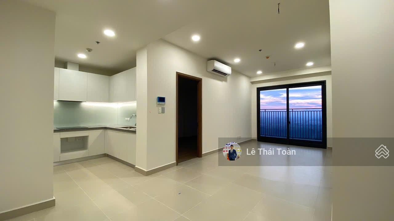 Bán Căn 2PN 2WC 75M2 Tầng Trung Cao View Hồ Bơi Siêu Đẹp CC THE GLORY Liên hệ xem nhà 0705 435 ***.