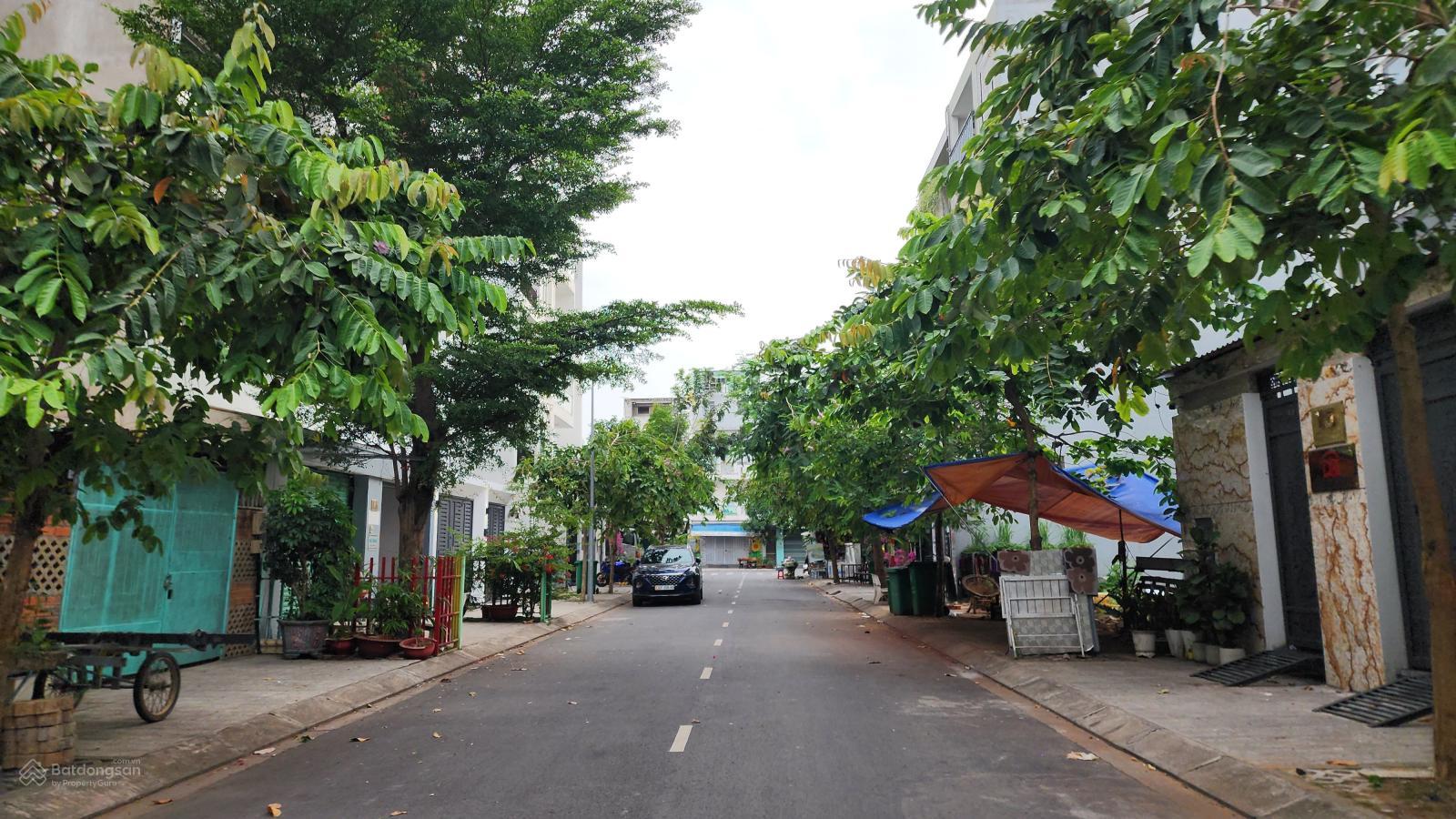 Đất sổ đỏ đường 55 CL KĐT Cát Lái 154ha DT: 5x20m - hướng Đông Nam Đất sổ đỏ đường 55 CL KĐT Cát Lái 154ha DT: 5x20m - hướng Đông Nam