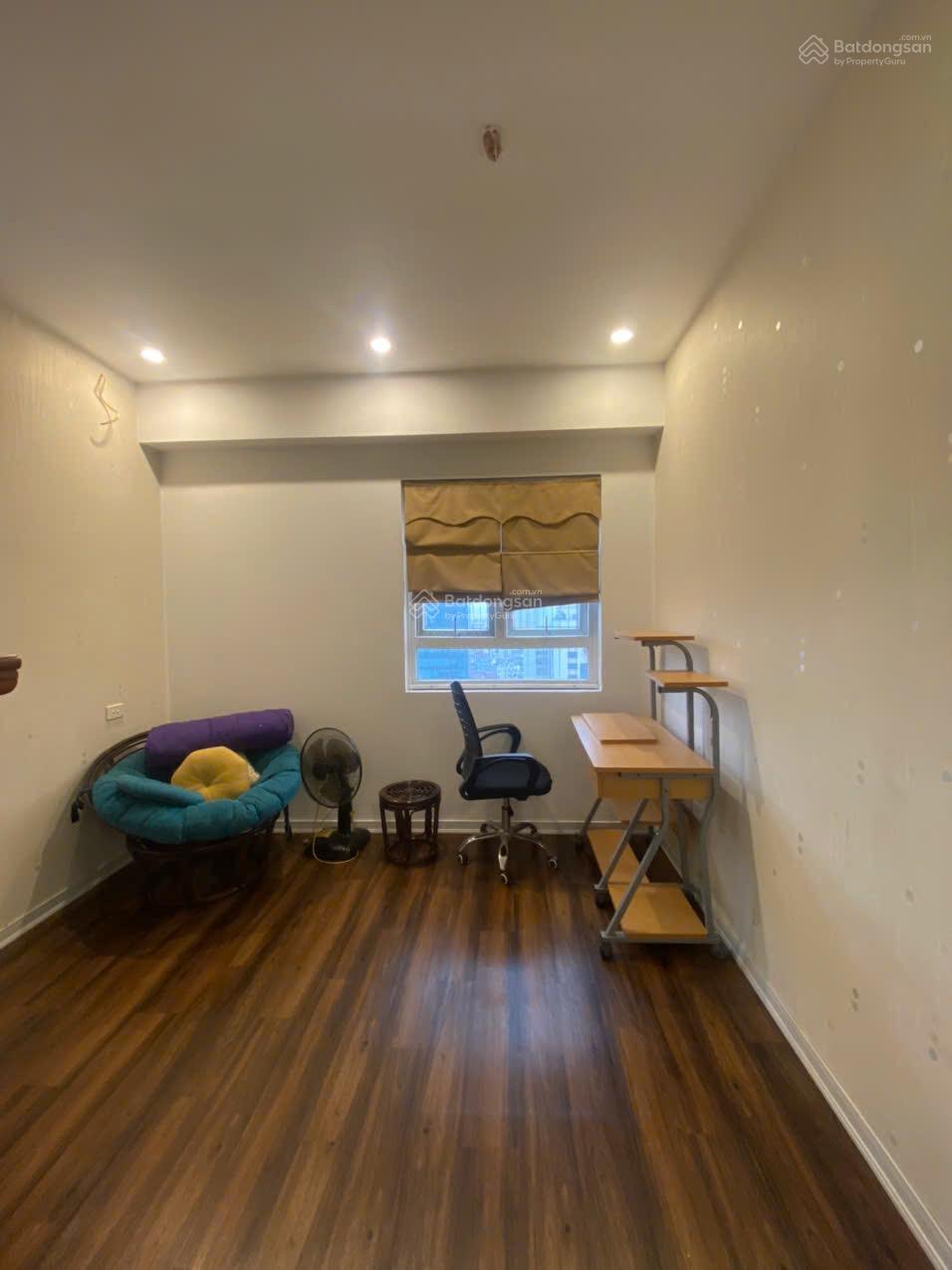 BÁN CHCC TOÀ C7 GIẢNG SÁT HỒ GIẢNG VÕ DT 80M 3PN 2WC full nội thất xịn sò ban công view đẹp