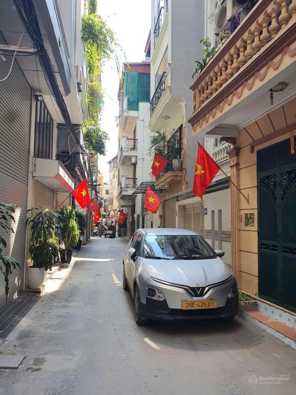 Bán nhà Tây Hồ 2 ô tô tránh, ngõ thông KD, mặt tiền khủng 9.3m DT 120m2, giá 34.5 tỷ