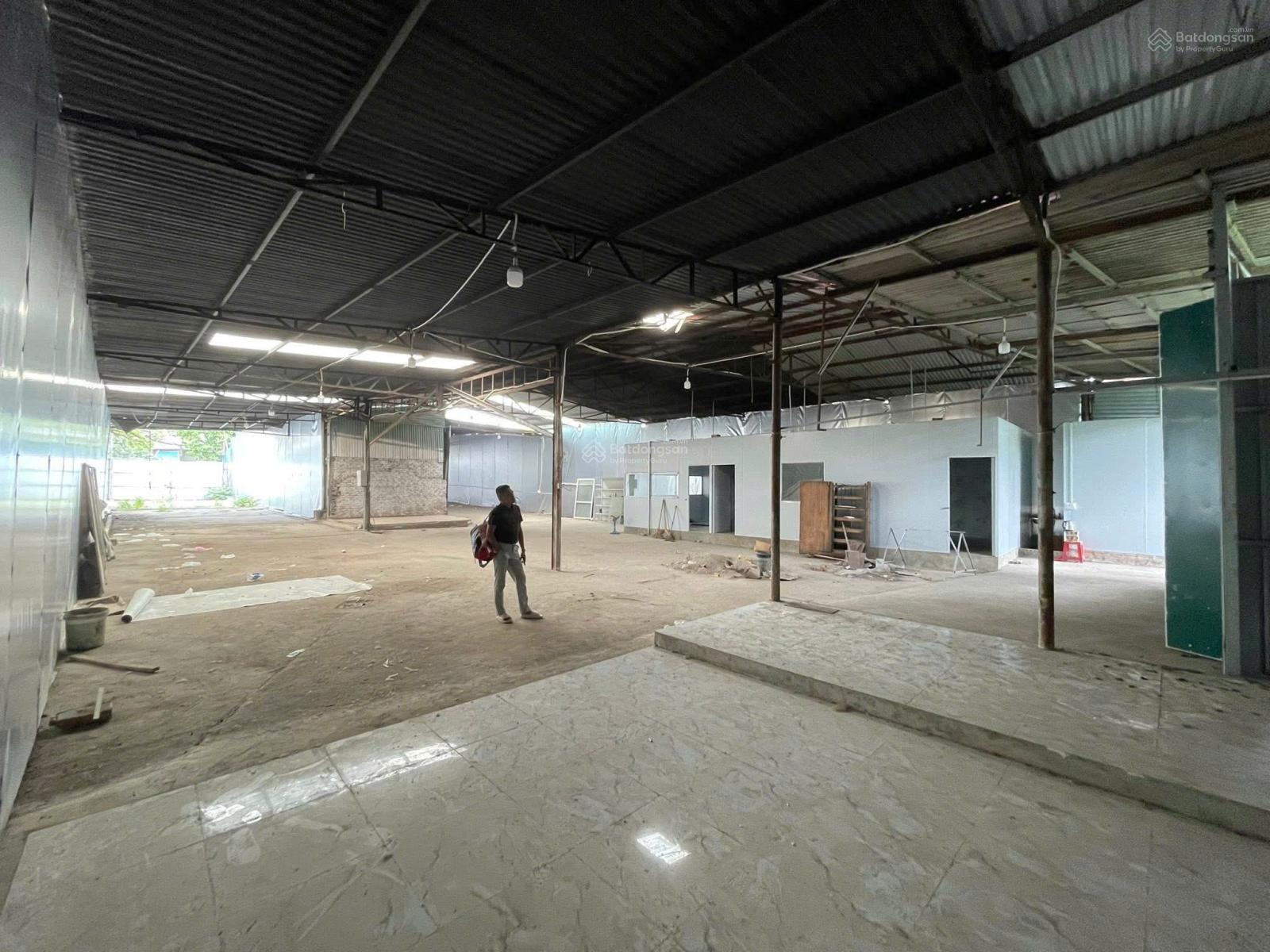 Cho thuê 800m2 kho xưởng tại đường 70 Xuân Phương - Hà Nội. LH 0982 247 ***