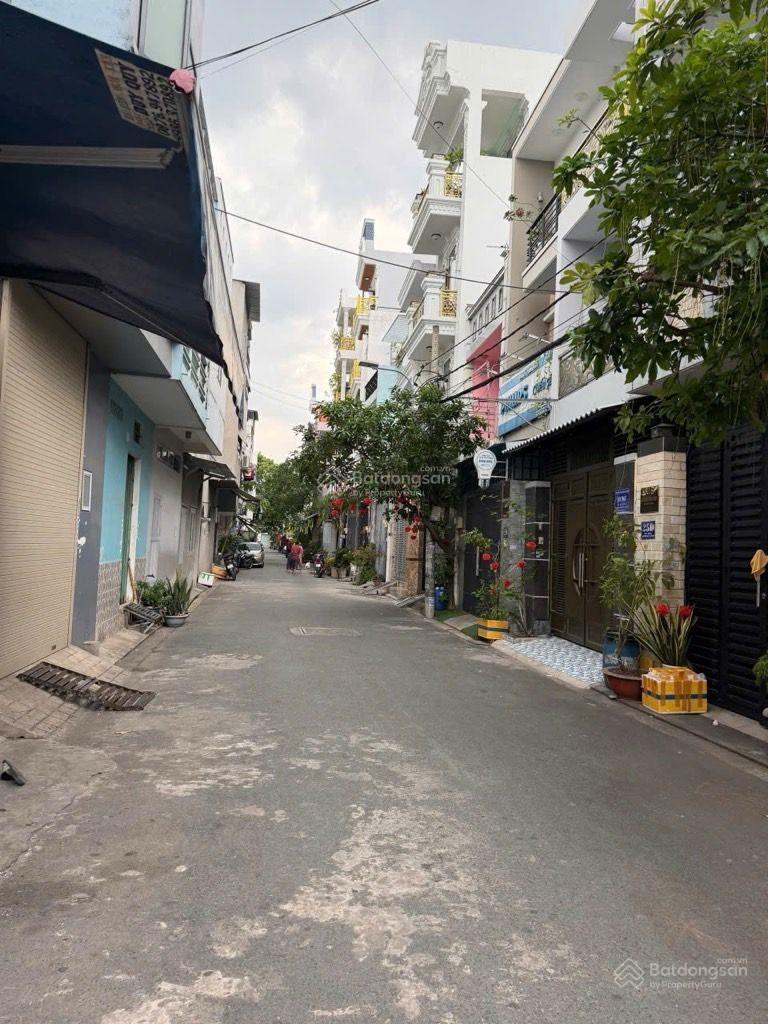 Nhà nát tiện xây mới - 2 mặt hẽm thông thoáng - 70m2 - mua xây CHDV hoặc ở quá ok - 6.2 tỷ TL