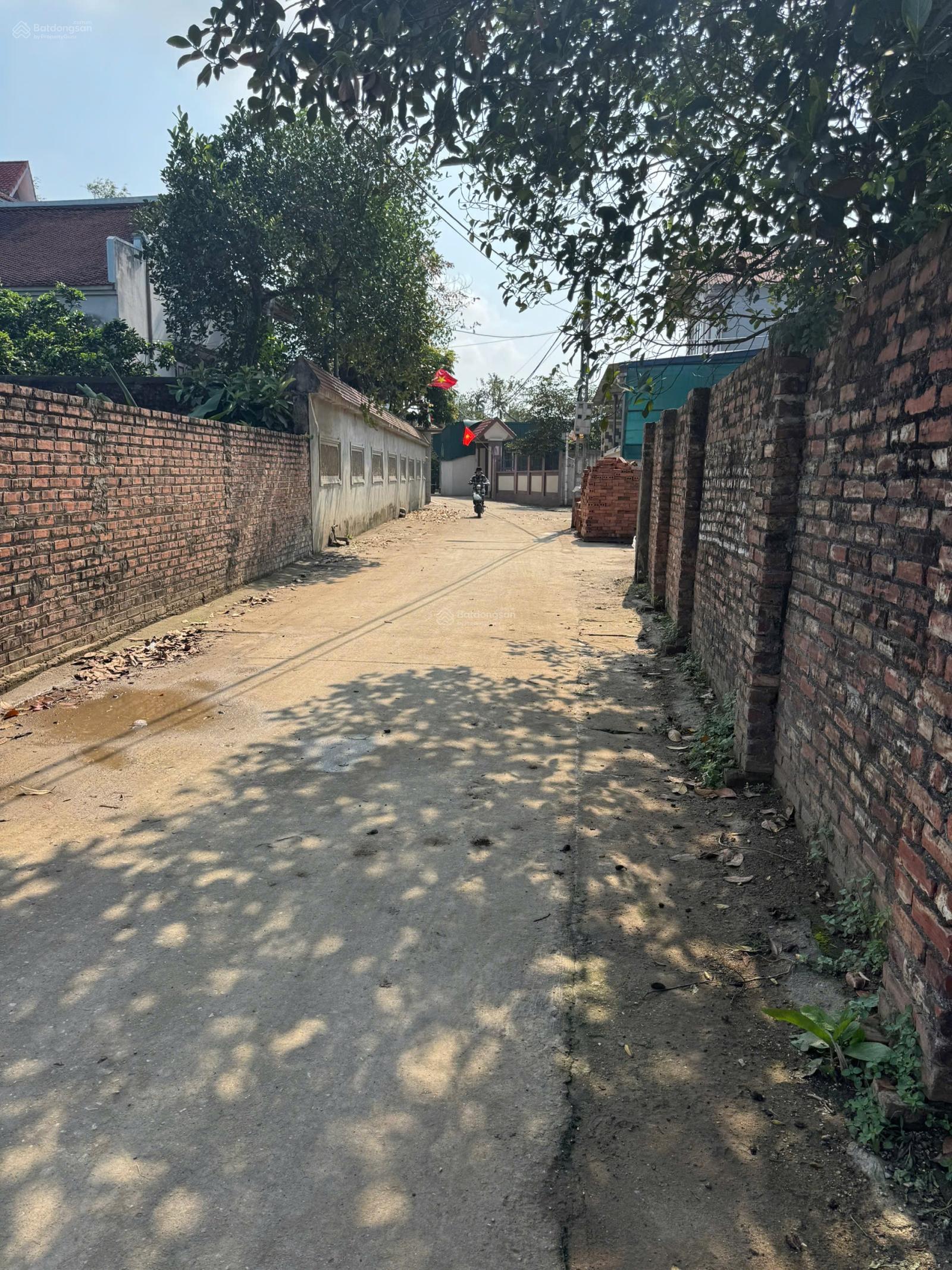 Chính chủ cần tiền bán mảnh đất Phú Kim - Thạch Thất - Giá F0