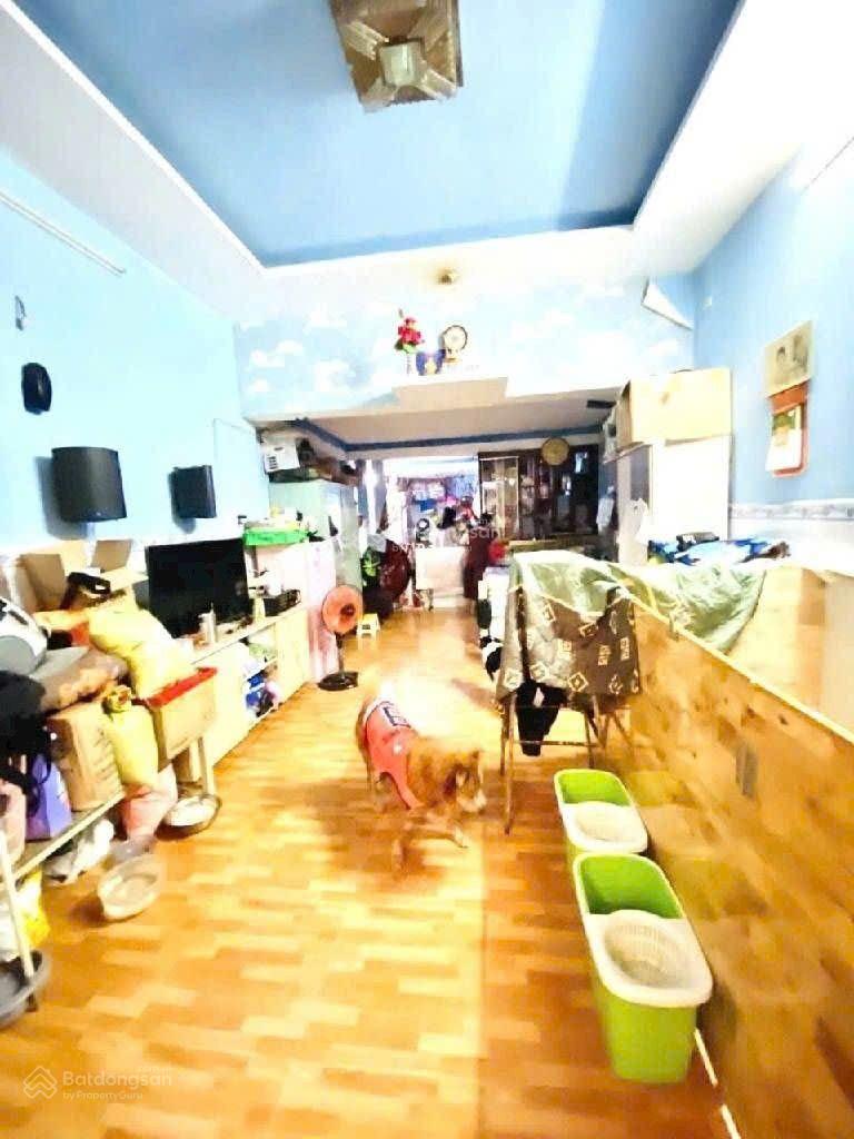 Bùi Quang Là, P12, Gò Vấp. 60m2 (4x15m. Nở hậu nhẹ). 2 tầng. Chỉ 4tỷ850. Vài bước ra mặt tiền