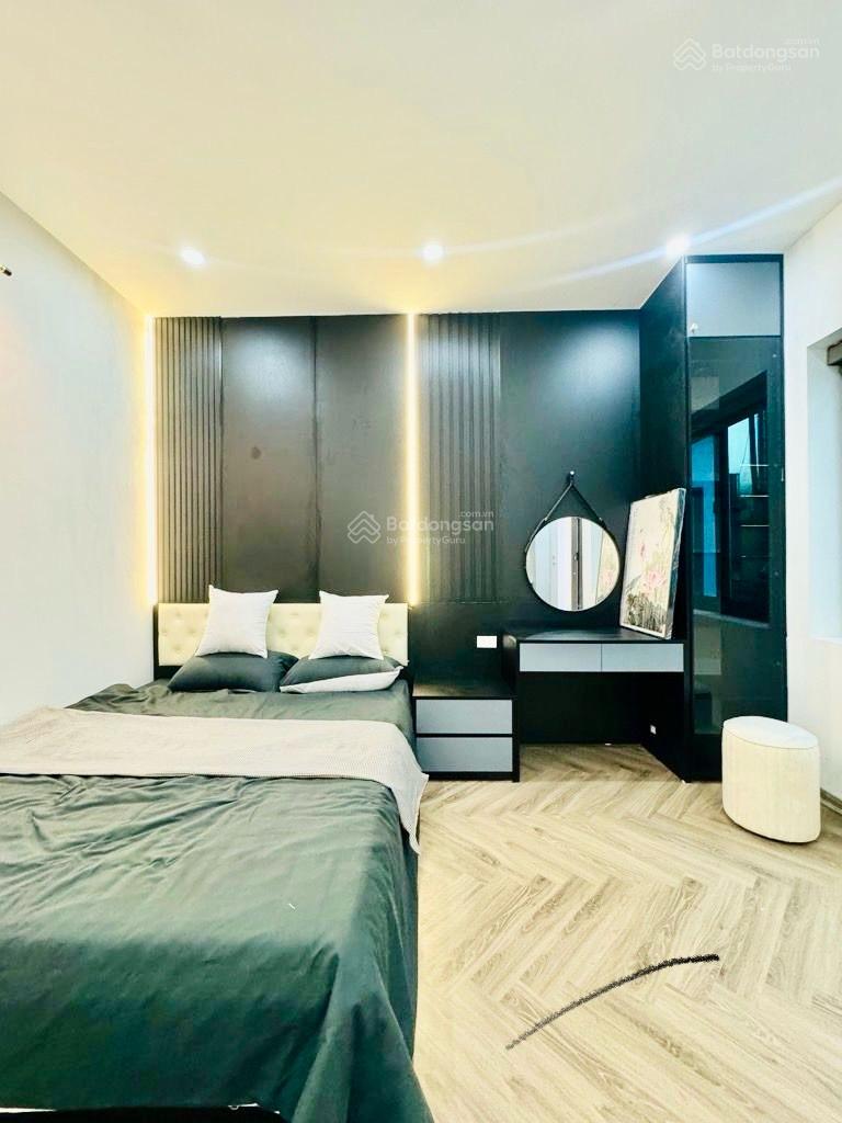 Hiếm Ba Đình 20m ra phố full nội thất 12,8 tỷ nhà 5 tầng MT 5m 3PN, full nội thất đẹp