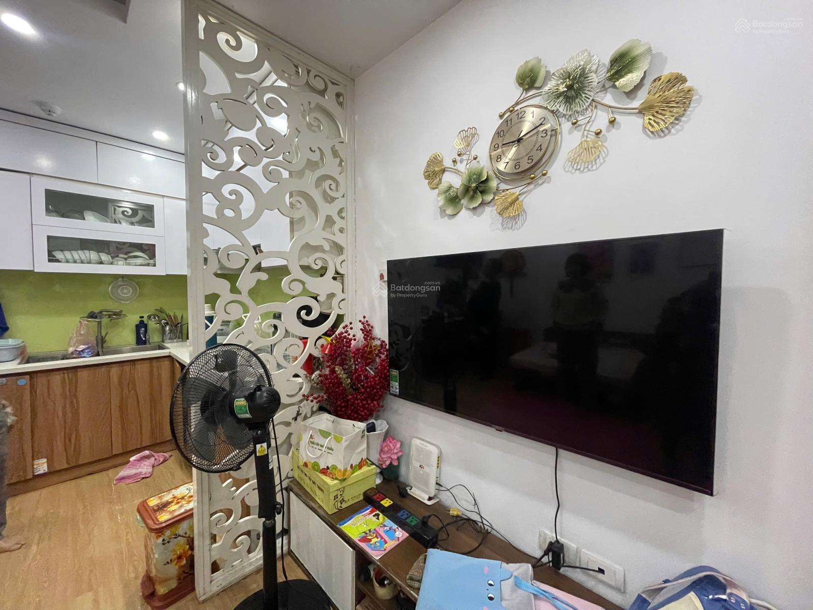 Bán căn hộ CC đẹp tại CT1 Thạch Bàn, 3,1 tỷ, 43 m2, nhiều tiện ích