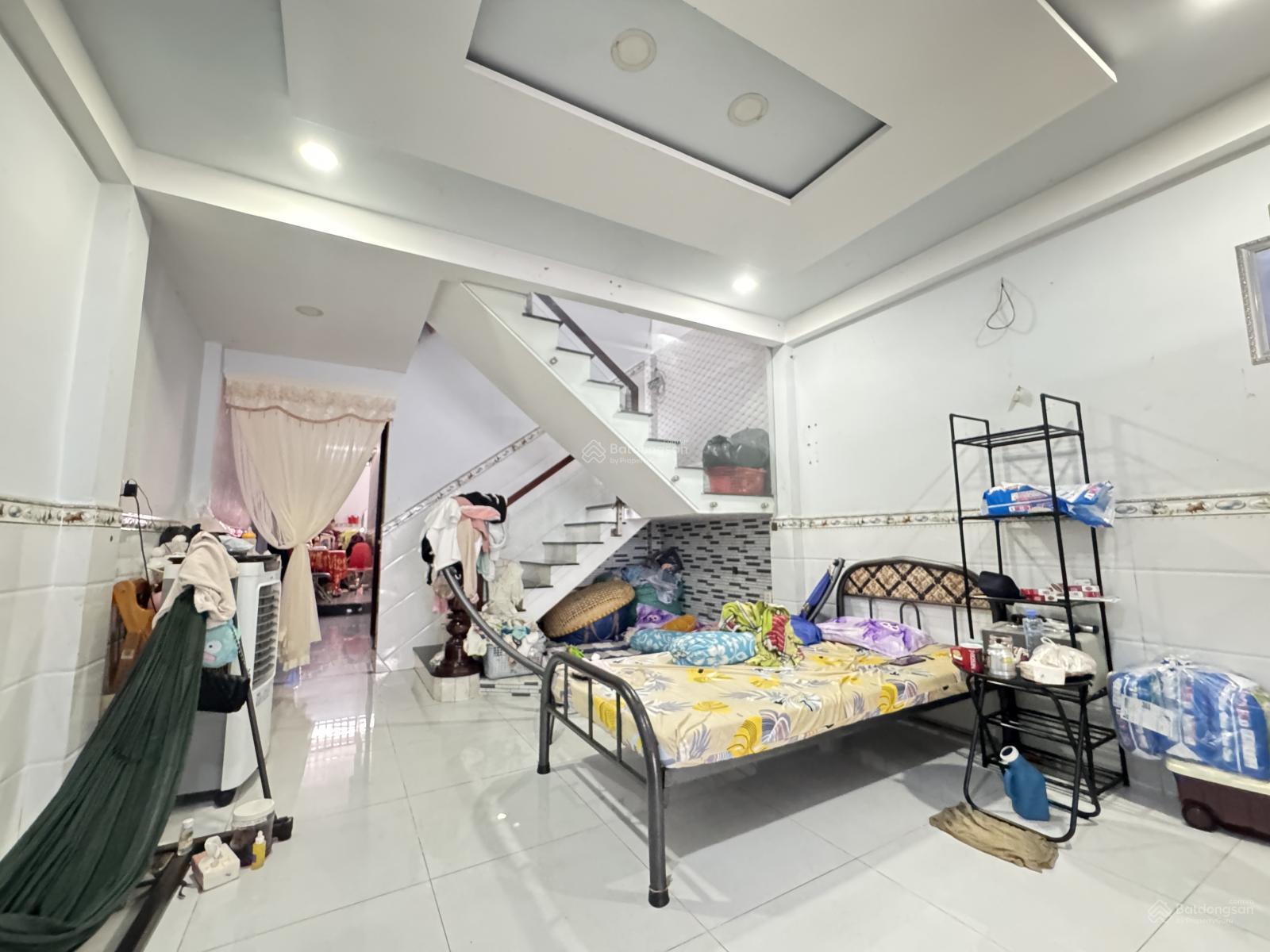 Diện tích siêu to - 3 phòng ngủ - hẻm thông - nhà cứng cáp - khu văn minh - nhiều tiện ích