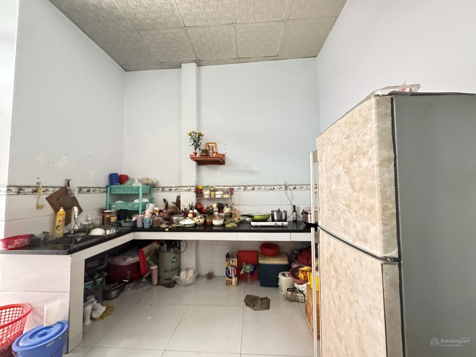 Diện tích siêu to - 3 phòng ngủ - hẻm thông - nhà cứng cáp - khu văn minh - nhiều tiện ích