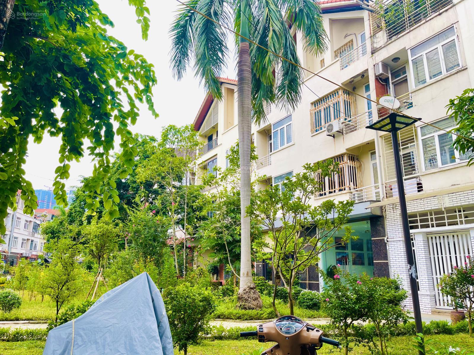 BÁN NHÀ LIỀN KỀ LÀNG VIỆT KIỀU CHÂU ÂU, VỊ TRÍ KINH DOANH ĐẸP| 77m2| 4 TẦNG| NHÀ LONG LANH| 25 TỶ