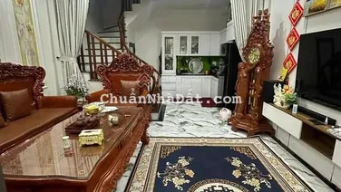 Bán nhà phố Trần Thái Tông, Cầu Giấy, 55m2, ô tô 40m, ngõ thông, kinh doanh, 14 tỷ