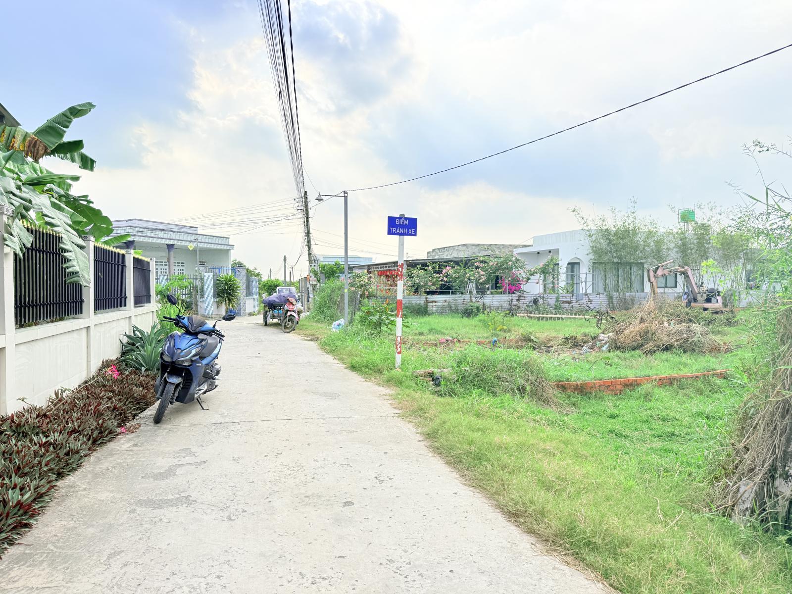 275m2 thổ cư Bình Cang 2, Thủ Thừa, Long An. Khu dân cư hiện hữu, an ninh, đông đúc