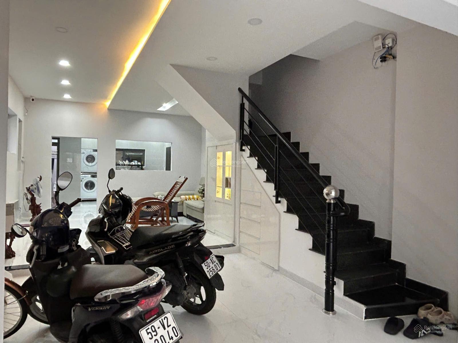 Góc 2 MT HXH thông Ng Kiệm, P3, GV, DT: 5m x 13m. Trệt + 1 Lầu, giá: 7.5 tỷ, 0932 170 *** Em Vy