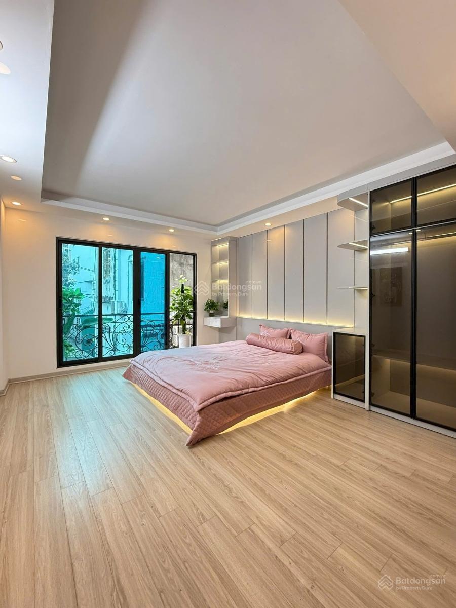 YÊN HÒA-CẦU GIẤY, ôtô sát nhà, xây chắc chắn, 70m ôtô tránh, ở luôn, 49m2*5T