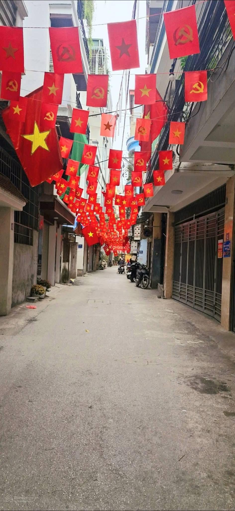 Bán nhanh nhà 4T 43m2 - oto đỗ cửa - dân xây - ngõ thông - Văn Quán - Trần Phú - Hà Đông - hơn 7tỷ