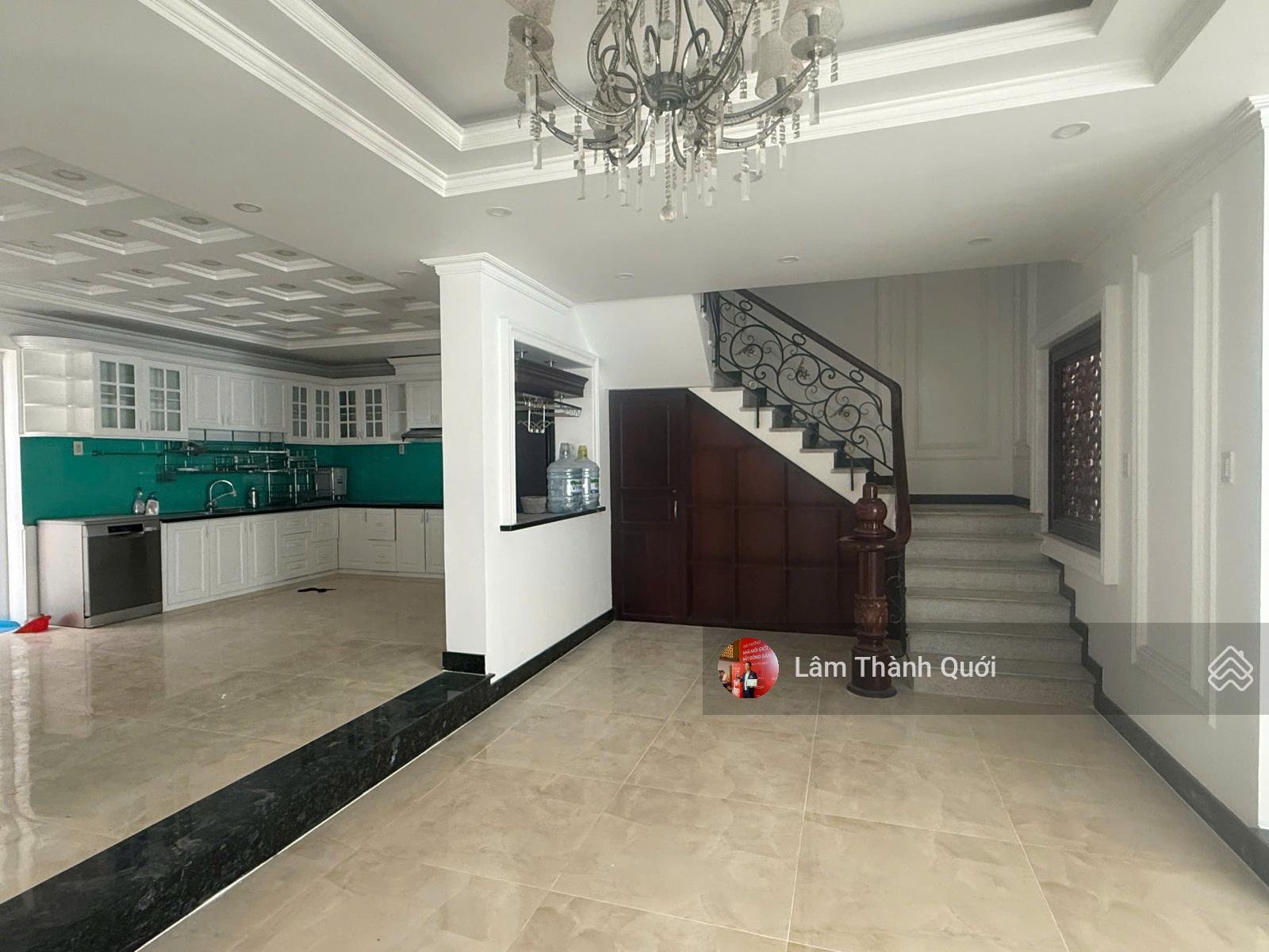 Cho thuê nhà Vũ Tông Phan, 10x20, 1 hầm, 2 lầu, 6pn, nhà mới đẹp, 75tr/tháng