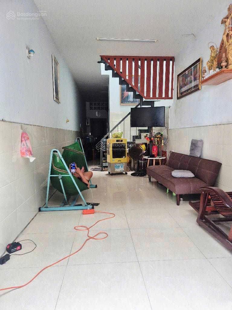 Bán nhà mặt tiền đường 17, Tam Bình- Thủ Đức- DT: 132.2m2 (6 x 23) sổ vuông đẹp- chỉ 7,35 tỷ- 6 PN