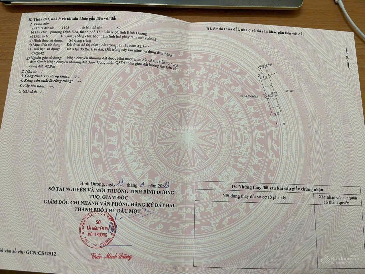 Chủ kẹt bán gấp đất 1 sẹc DX Định Hòa giá 1tỷ7 - đường 5 mét. Dân hiện hữu gần trường học ĐH