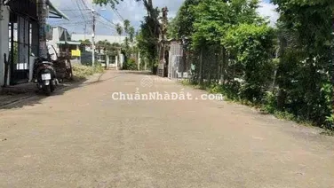 Chủ kẹt bán gấp đất 1 sẹc DX Định Hòa giá 1tỷ7 - đường 5 mét. Dân hiện hữu gần trường học ĐH
