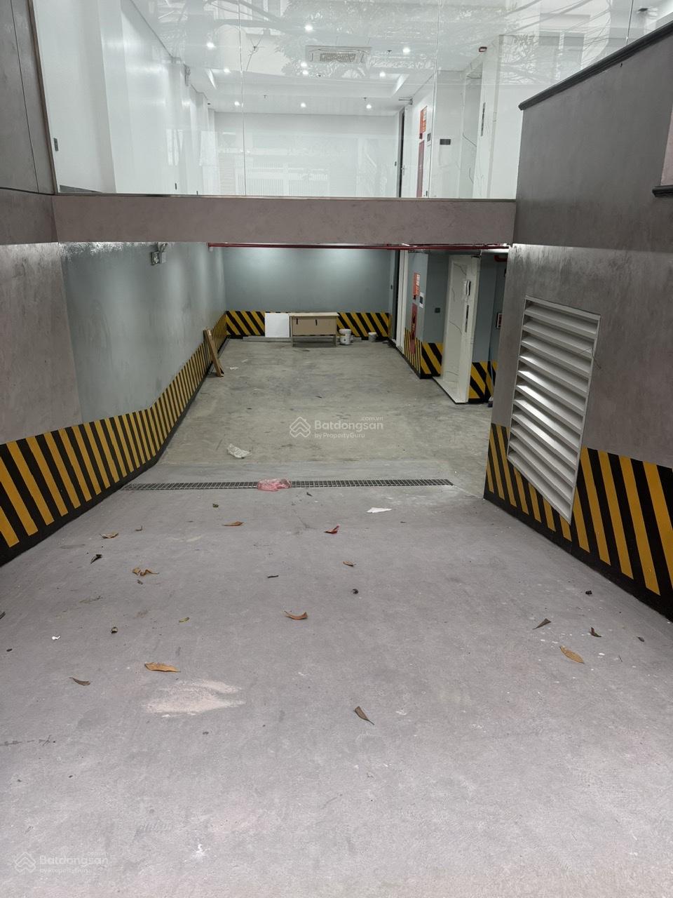 CT nhà MP Bìu Xuân Phái, Mỹ Đình, Nam Từ Liêm, DT 130m, MT 6m, 5 tầng 1 hầm thông sàn thang máy. CT nhà MP Bìu Xuân Phái, Mỹ Đình, Nam Từ Liêm, DT 130m, MT 6m, 5 tầng 1 hầm thông sàn thang máy.