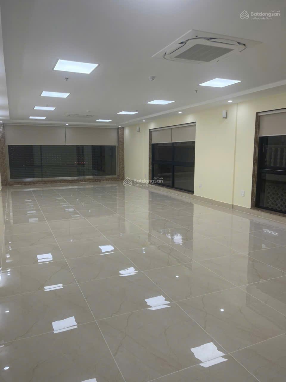 CT nhà MP Bìu Xuân Phái, Mỹ Đình, Nam Từ Liêm, DT 130m, MT 6m, 5 tầng 1 hầm thông sàn thang máy. CT nhà MP Bìu Xuân Phái, Mỹ Đình, Nam Từ Liêm, DT 130m, MT 6m, 5 tầng 1 hầm thông sàn thang máy.