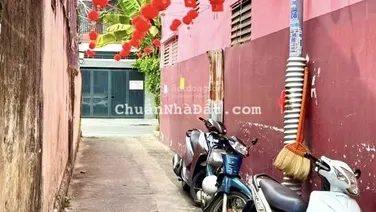 Bán nhanh nhà cấp 4 lửng ngay TTTP khu bàn cờ - hẻm thông đường Mạc Đĩnh Chi, P. Nha Trang