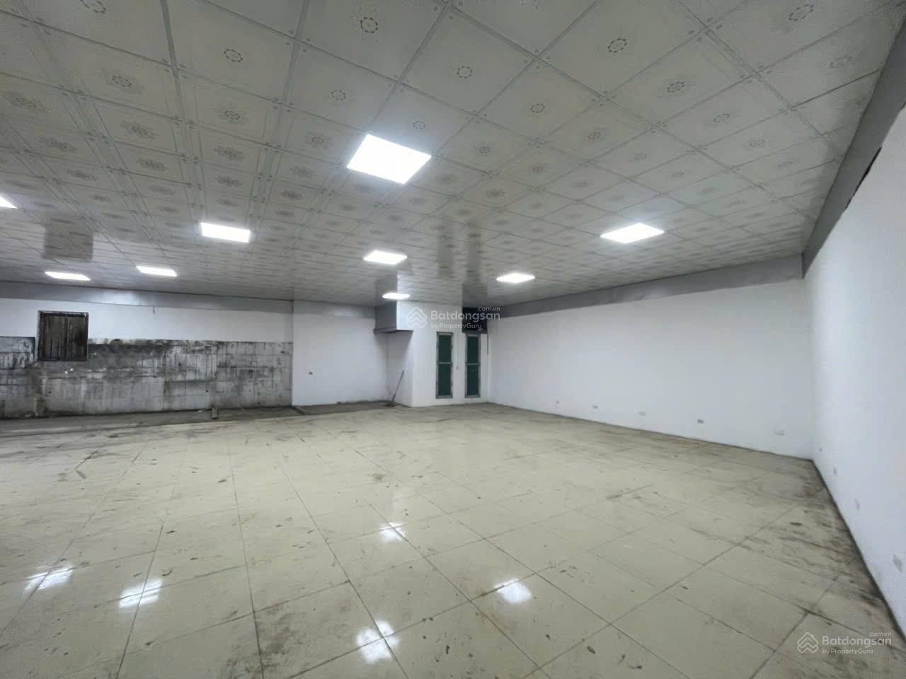 Cho thuê nhà mặt đường 30m phố Vũ Đức Úy (mặt đường Tân Triều mới)