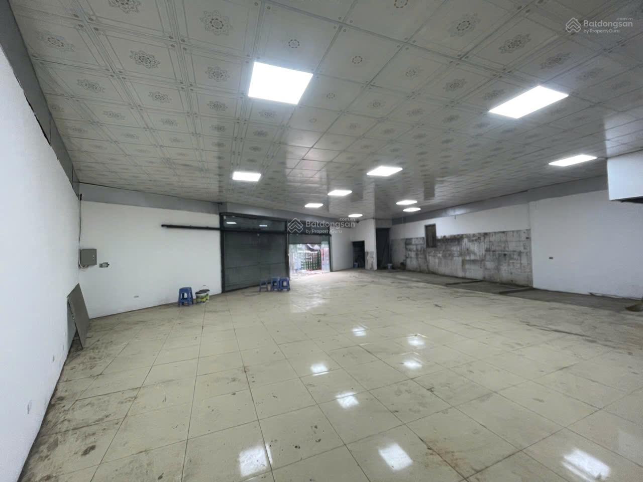 Cho thuê nhà mặt đường 30m phố Vũ Đức Úy (mặt đường Tân Triều mới)