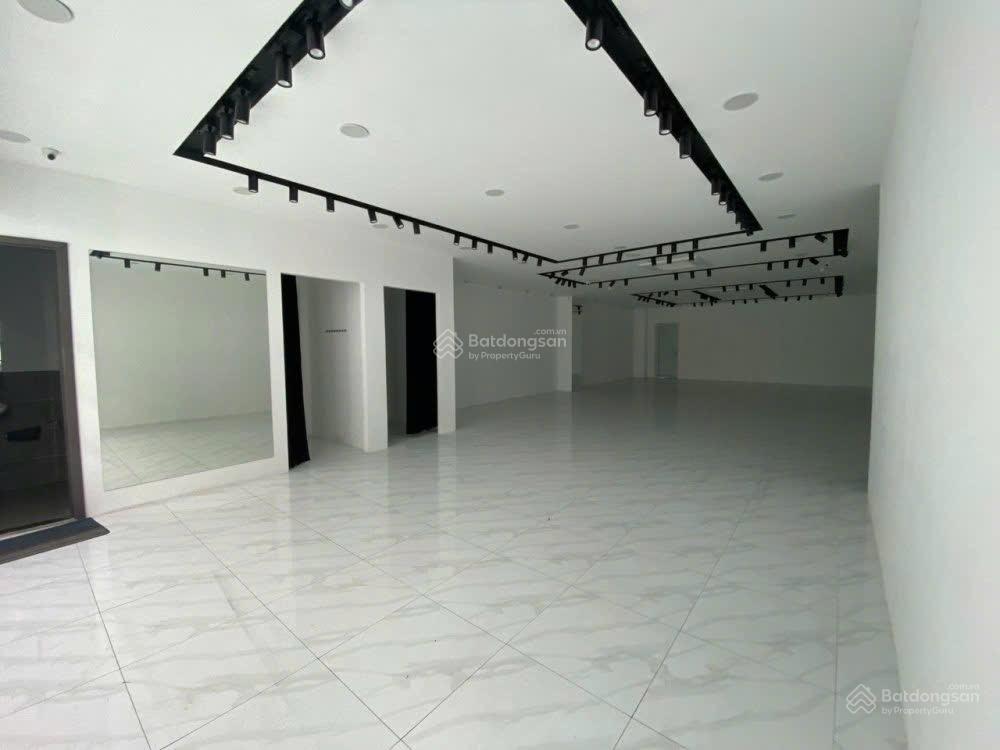 SẢN PHẨM KHAN HIẾM GIÁ RẺ!CHỦ CẦN BÁN TOÀ NHÀ MT ĐƯỜNG HAI BÀ TRƯNG P.VTS QUẬN 3.DT:8,5x26,5m 177ty