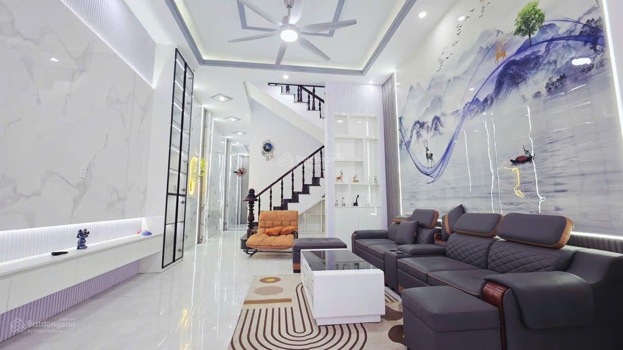 BÁN NHÀ CHÍNH CHỦ - SỔ HỒNG RIÊNG NHÀ SÁT LÀNG ĐẠI HỌC GIÁ CHỈ 6,3 TỶ (hiếm khu này) BÁN NHÀ CHÍNH CHỦ - SỔ HỒNG RIÊNG NHÀ SÁT LÀNG ĐẠI HỌC GIÁ CHỈ 6,3 TỶ (hiếm khu này)