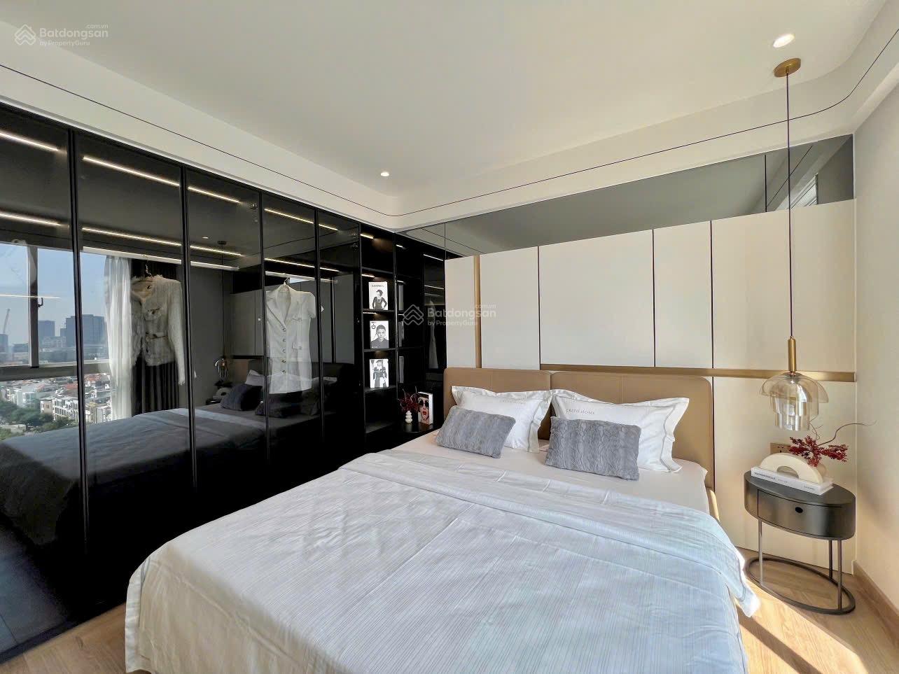 Cho Thuê Căn Góc Antonia 109m,3PN Lầu Cao,Nội Thất Đẹp,Vào Ở Ngay. Giá 37tr/th Lh : 0918 889 ***