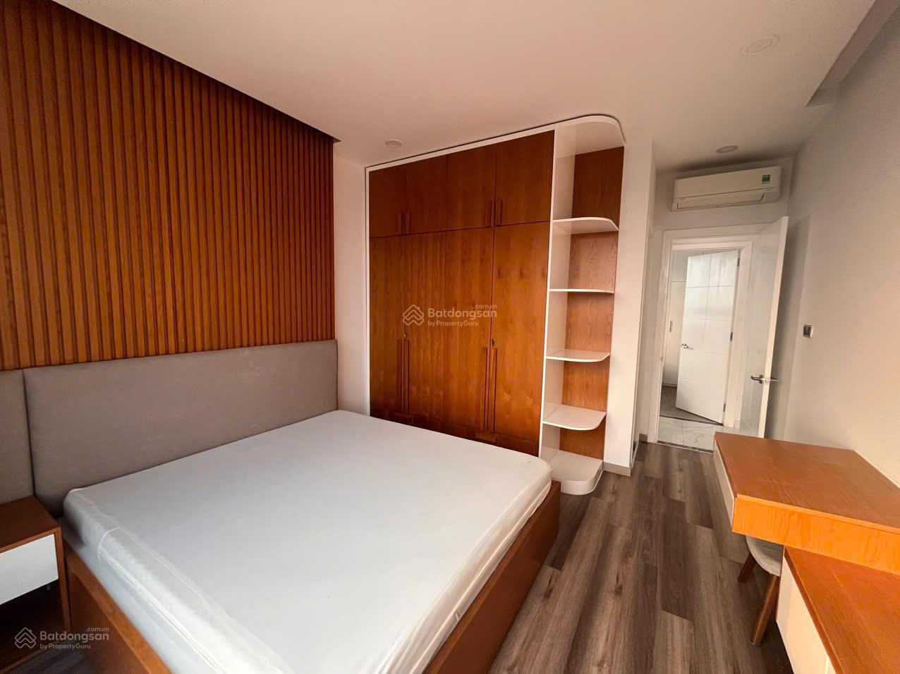 Cần tiền bán nhanh CHCC Rivera Park, Quận 10, 75m2, gồm 2PN+ 2WC, giá 5,3 tỷ. LH:0936 571 *** Cần tiền bán nhanh CHCC Rivera Park, Quận 10, 75m2, gồm 2PN+ 2WC, giá 5,3 tỷ. LH:0936 571 ***