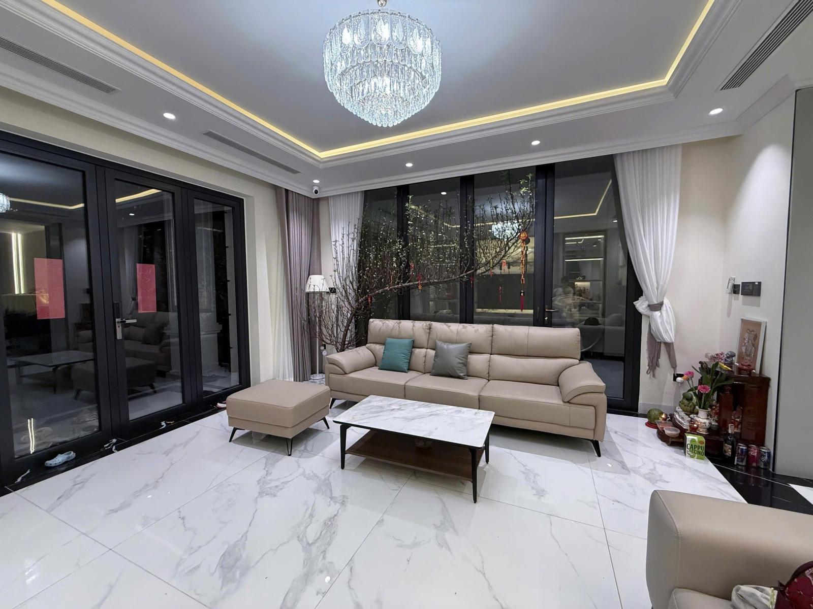 Bán Giá Tốt - 45 Tỷ - Biệt Thự 4 Tầng DT 160m2 - Full Nội Thất Hiện Đại - Thảo Điền - Quận 2