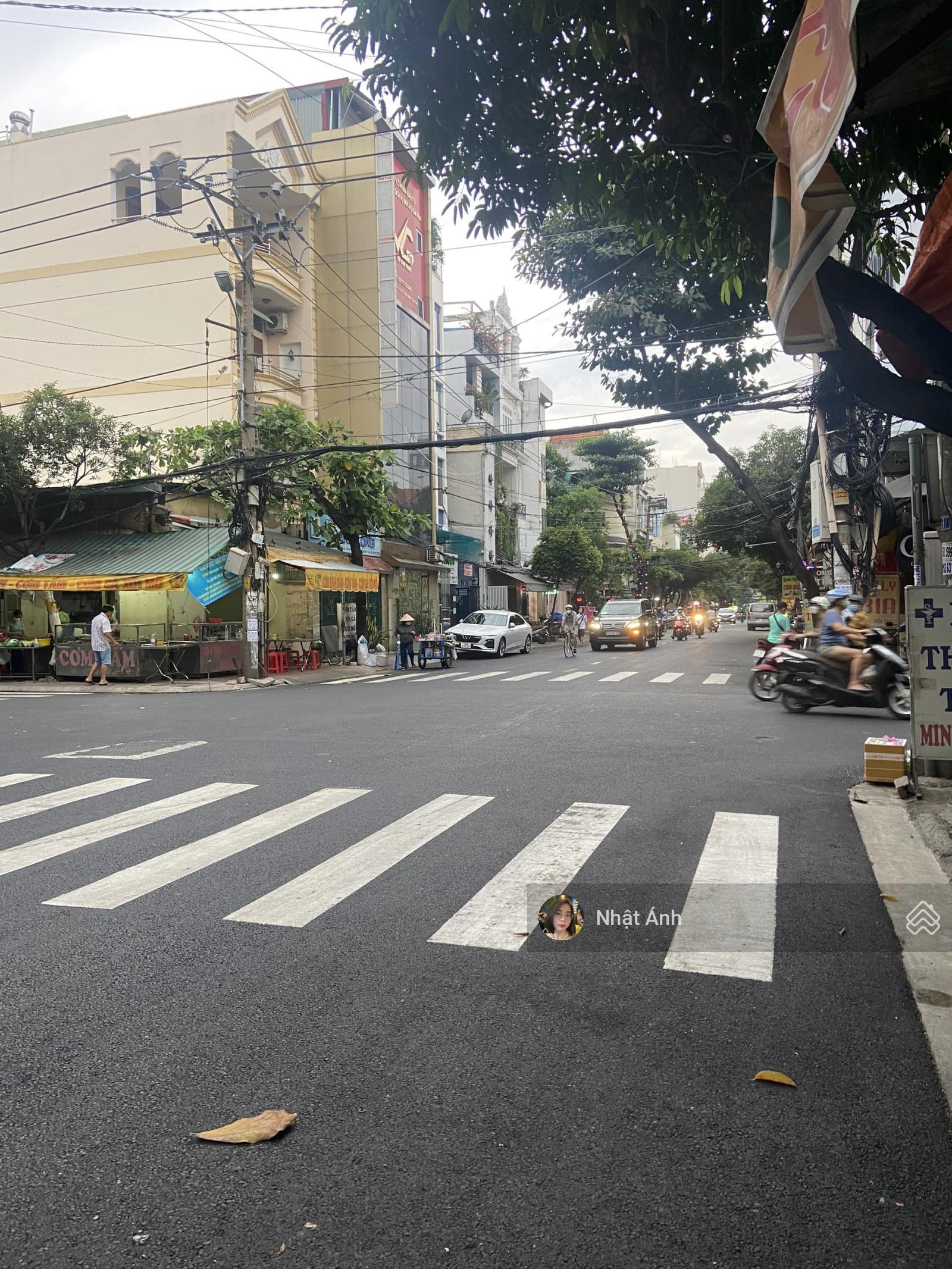 Bán căn mặt tiền rẻ nhất Bàu Cát - Tân Bình. 4mx20m - Giá 18.9 tỷ thương lượng tốt