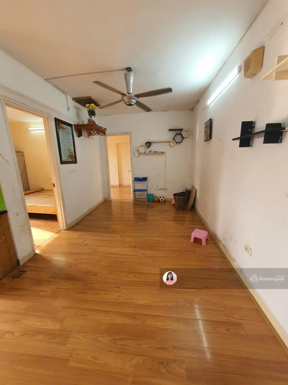 Cần bán SDU 143 Trần Phú,trung tâm Hà Đông rất tiện đi lại,căn hộ 2n2wc 60m2 giá bán nhanh 4.29 tỷ