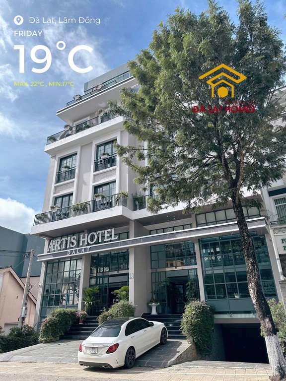 Bán khách sạn sang trọng mặt tiền Hoàng Diệu Đà Lạt 23 phòng cao cấp từng chi tiết hoàn thiện tỉ mỉ Bán khách sạn sang trọng mặt tiền Hoàng Diệu Đà Lạt 23 phòng cao cấp từng chi tiết hoàn thiện tỉ mỉ