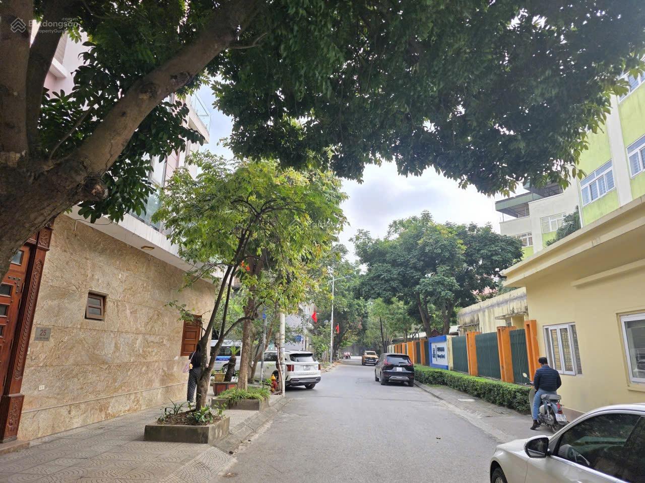 Bán liền kề Văn Khê 85m2 - thang máy - view trường Chu Văn An - kinh doanh đỉnh Bán liền kề Văn Khê 85m2 - thang máy - view trường Chu Văn An - kinh doanh đỉnh