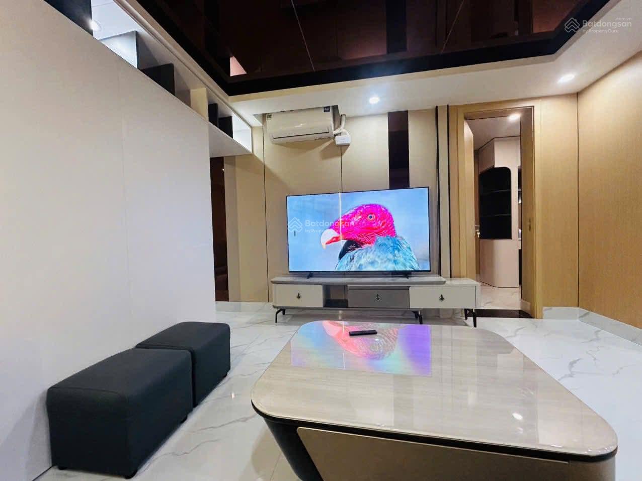 Nhà tập thể tầng 1 phố Láng Hạ, 75m2 3pn, ngõ oto tránh, trung tâm sầm uất, ở và kd, nhỉnh 5ty sdcc