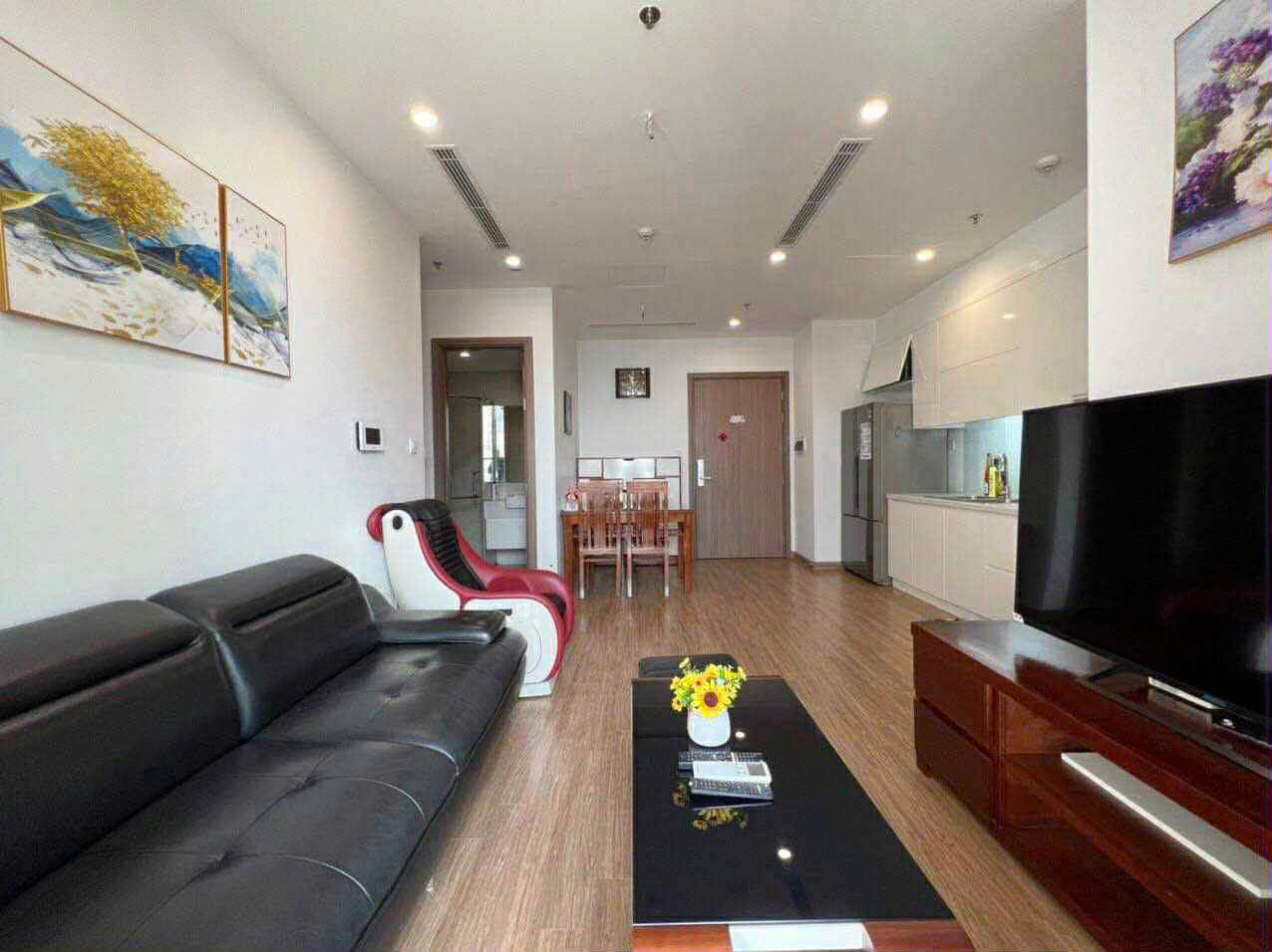 Bán CH Vinhomes Skylake Mỹ Đình tòa S3 diện tích 65 m2 thiết kế 2 phòng ngủ 2 vệ sinh full nội thất