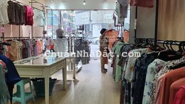 Cho thuê nhà mặt phố 192 Thái Hà Quận Đống Đa. 70m2*4,5 tầng
