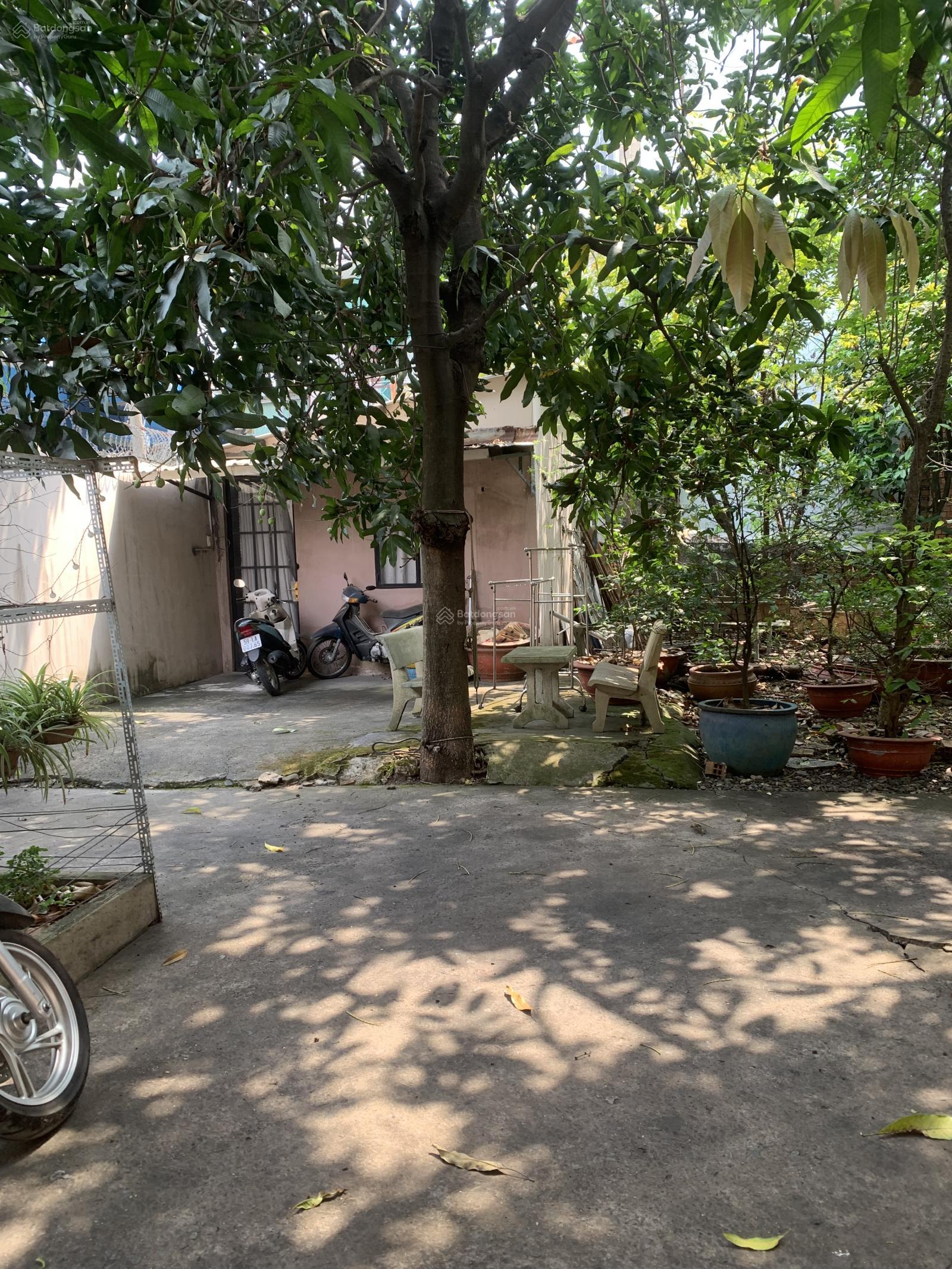 Cực rẻ! Đất Full thổ cư Hoàng Ngân- 17x11- oto 8m- Xây biệt thự đẹp - chỉ 7.9T Xem ngay Cực rẻ! Đất Full thổ cư Hoàng Ngân- 17x11- oto 8m- Xây biệt thự đẹp - chỉ 7.9T Xem ngay