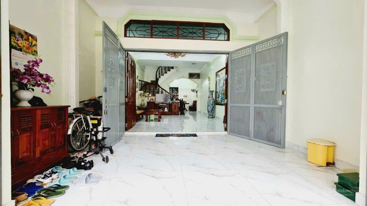 Khu phân lô 918 - Nhà 75m2 Xây 4 Tầng - Full Đồ - 15Tr Khu phân lô 918 - Nhà 75m2 Xây 4 Tầng - Full Đồ - 15Tr