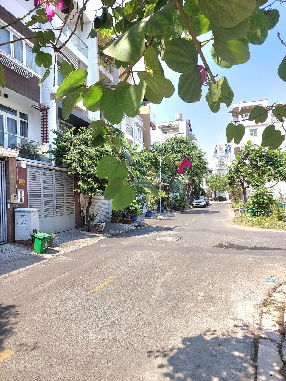 Văn phòng tầng trệt ( 60m2  10tr ) gần Nguyễn Hoàng Quận 2