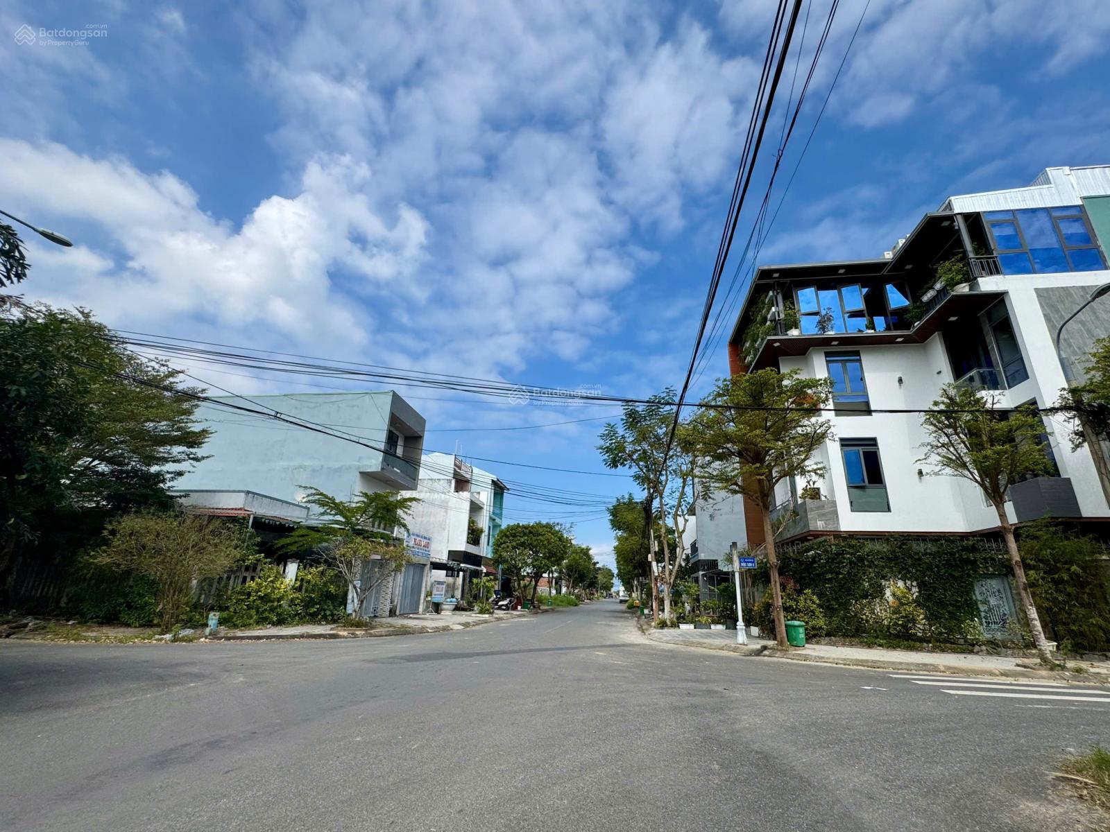 Bán Nhanh cặp đất 200m đường Nguyễn Nghiễm sát Trường Sa - khu biển Non Nước - GIÁ TỐT